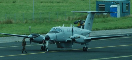 Click on image to see full-sized version USAF Beach C12 reg no 950097 at Shannon 10Aug 09