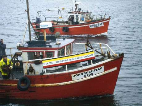 Click on image to see full-sized version Pat O'Donnell & others defended Broadhave Bay heroically this year