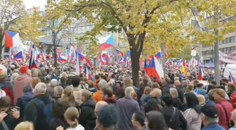 Click on image to see full-sized version Screenshot from Twitter video showing the protests.